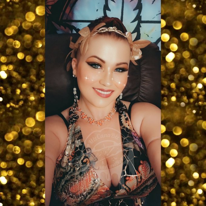 Come worship your goddess.  #Goddess #queen #obey #serveme https://t.co/jAIlMmRH9B<a href="/tag/goddess"class="tags">#Goddess</a><a href="/tag/queen"class="tags">#queen</a><a href="/tag/obey"class="tags">#obey</a><a href="/tag/serveme"class="tags"><span>#serveme</span></a>