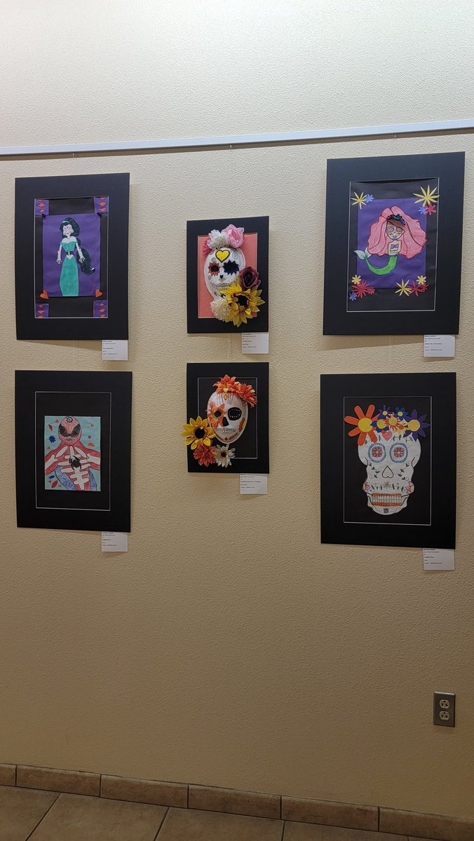 DMiller_HMS's tweet photo. Big shout out to @Hernando_MS students that participated in the First Annual Dia de Los Muertos Art Contest. There were nearly 400 entries! Congratulations to my srudent Scottrina for placing 🥉 in the the Middle School division! 🎉 https://t.co/zC0adAUXad