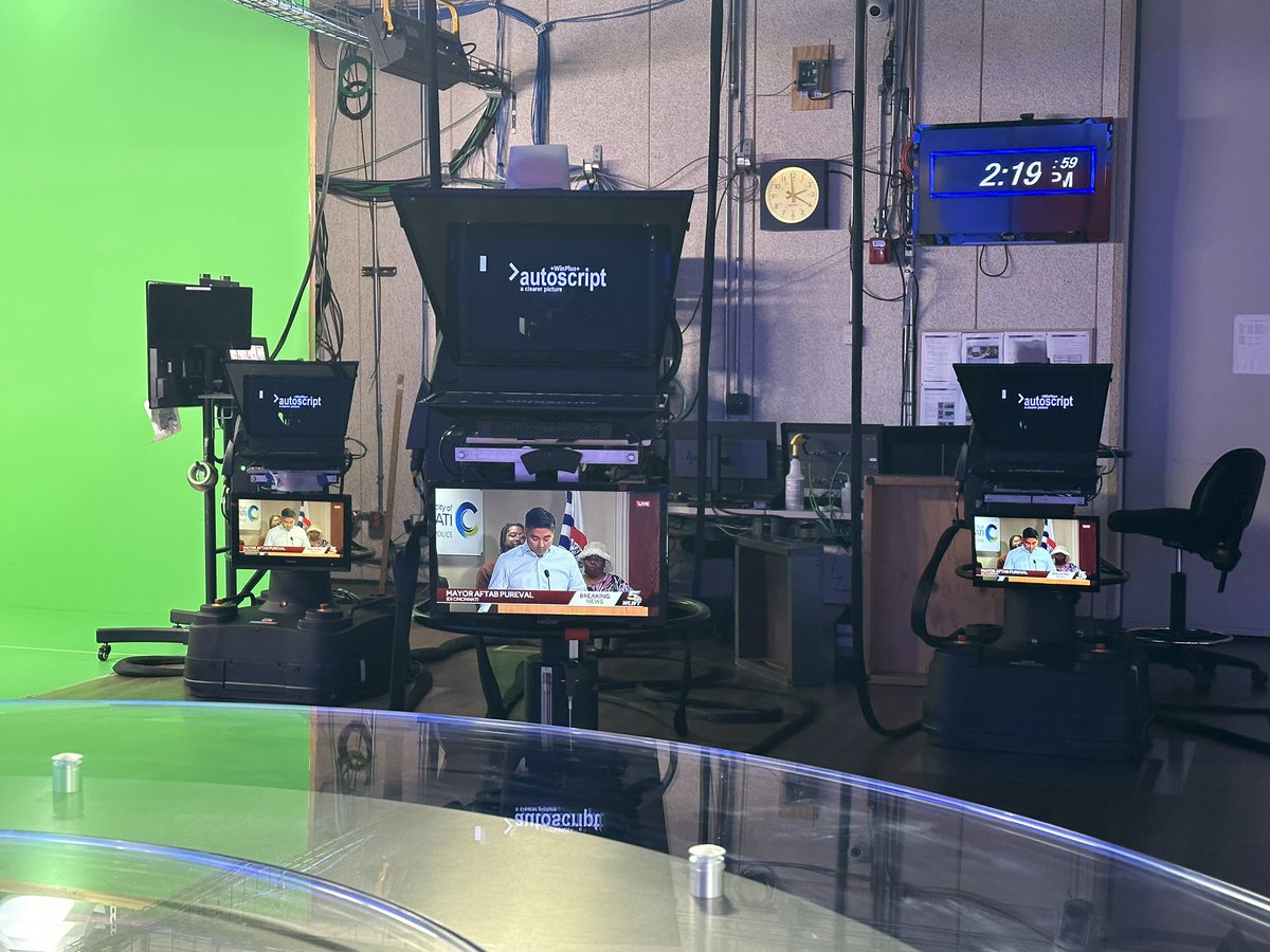 Lindsay Stone tweet media