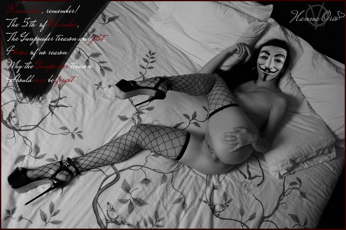 Remember, remember, the 5th of November... #November5th #GuyFawkes #GuyFawkesDay #VforVendetta https://t<a href="/tag/november5th"class="tags">#November5th</a><a href="/tag/vforvendetta"class="tags"><span>#vforvendetta</span></a><a href="/tag/guyfawkes"class="tags"><span>#guyfawkes</span></a><a href="/tag/guyfawkesday"class="tags"><span>#guyfawkesday</span></a>