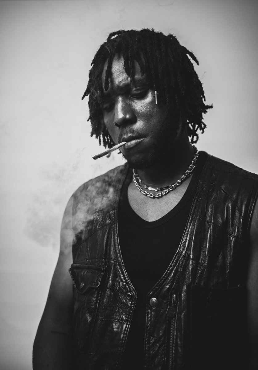 feyothegenius's tweet photo. Tellin’ em niggas they gotta relax
I’m just switching up gears. When I take off imma leave em in dirt 🏎💨
Visualizer soon come pon ya headtops!
STREAM CREAM: https://t.co/YXlNhMw2vt
📸 - @OBEDLVL_000
#cream #recklessreckless https://t.co/6FbdnSauux