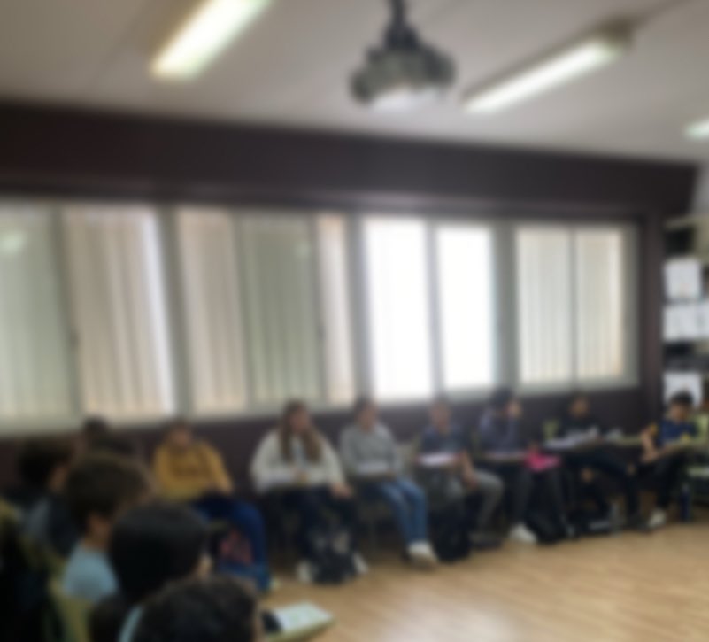 Gaspar_Alcocer's tweet photo. 📣Valorem suficientment la comunicació no verbal dins de l'aula? 
Sovint la desestimem i és tant o més important que la comunicació verbal.
#dialeg

📍Estar en #tempsdecercle permet veure estats d'ànim, predisposició de l'alume i fomenta l'aprenentatge entre iguals https://t.co/IUHYNkdgUL