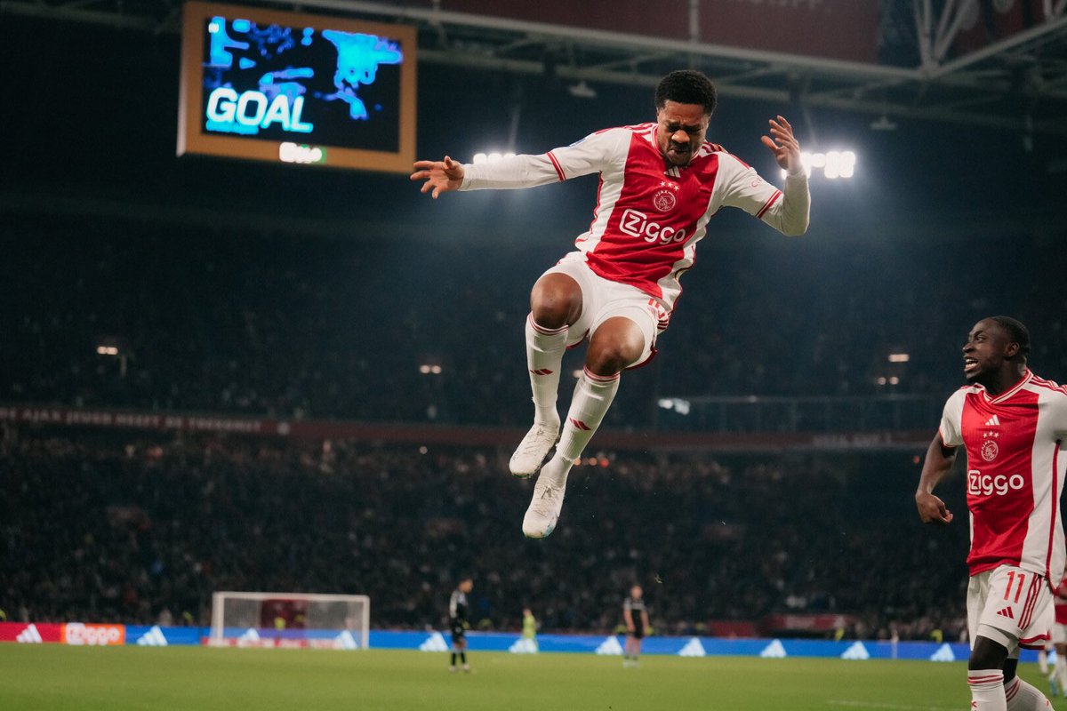 Perfect week🙏🏾👌🏾 #GodsPlan <a href="/AFCAjax/">AFC Ajax</a>