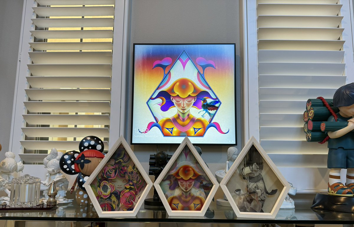 有幸收到了<a href="/JamesJeanArt/">James Jean</a> 和 <a href="/outland_art/">Outland</a> 精心制作的1/1雕塑！非常感谢🙏非常棒的作品！