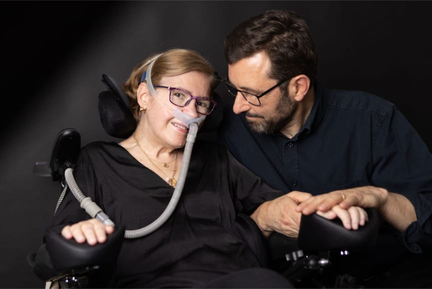 Antes de que acabe el día del cuidador, quiero dar las gracias con todo mi corazón a mi cuidador 24x7, mi querido y santo esposo <a href="/AleSiRoGa/">AleSiRoGa</a> . Lo suyo es Amor verdadero porque me ha amado siempre, incluso cuando menos lo merecía. Te quiero