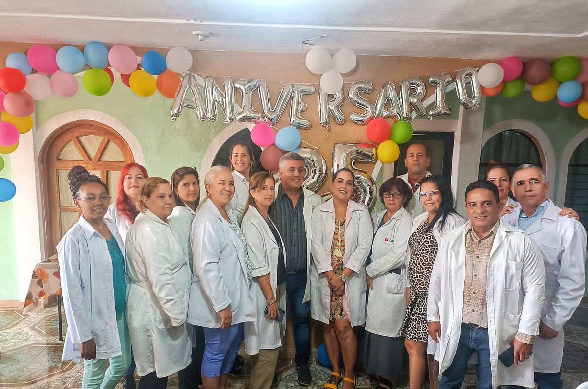 BMC_JalapaPis's tweet photo. La BMC Jalapa PIS Celebra con regocijo el 25 Aniversario del la BMC en Guatemala
@Embajador_Gt 
#CubaCoopera https://t.co/MvJnbEbamn