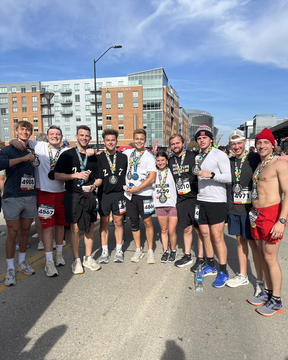 colebraunx's tweet photo. ShawMedium &amp; Friends ran a half marathon today ⚡️🥳 https://t.co/Ii46tHHcXV