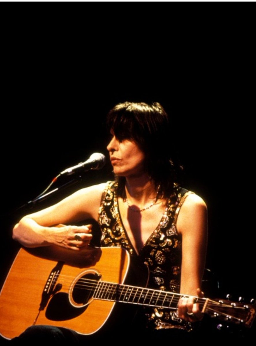 977_radio's tweet photo. https://t.co/OQ3qYZcw1W on this day in 1995, the Pretenders played at Symphony Space, NY this was to promote Isle Of View. Listen on the above link. #pretenders #chrissiehynde #isleofview #1995 #NewYork https://t.co/liaa0XsLBa