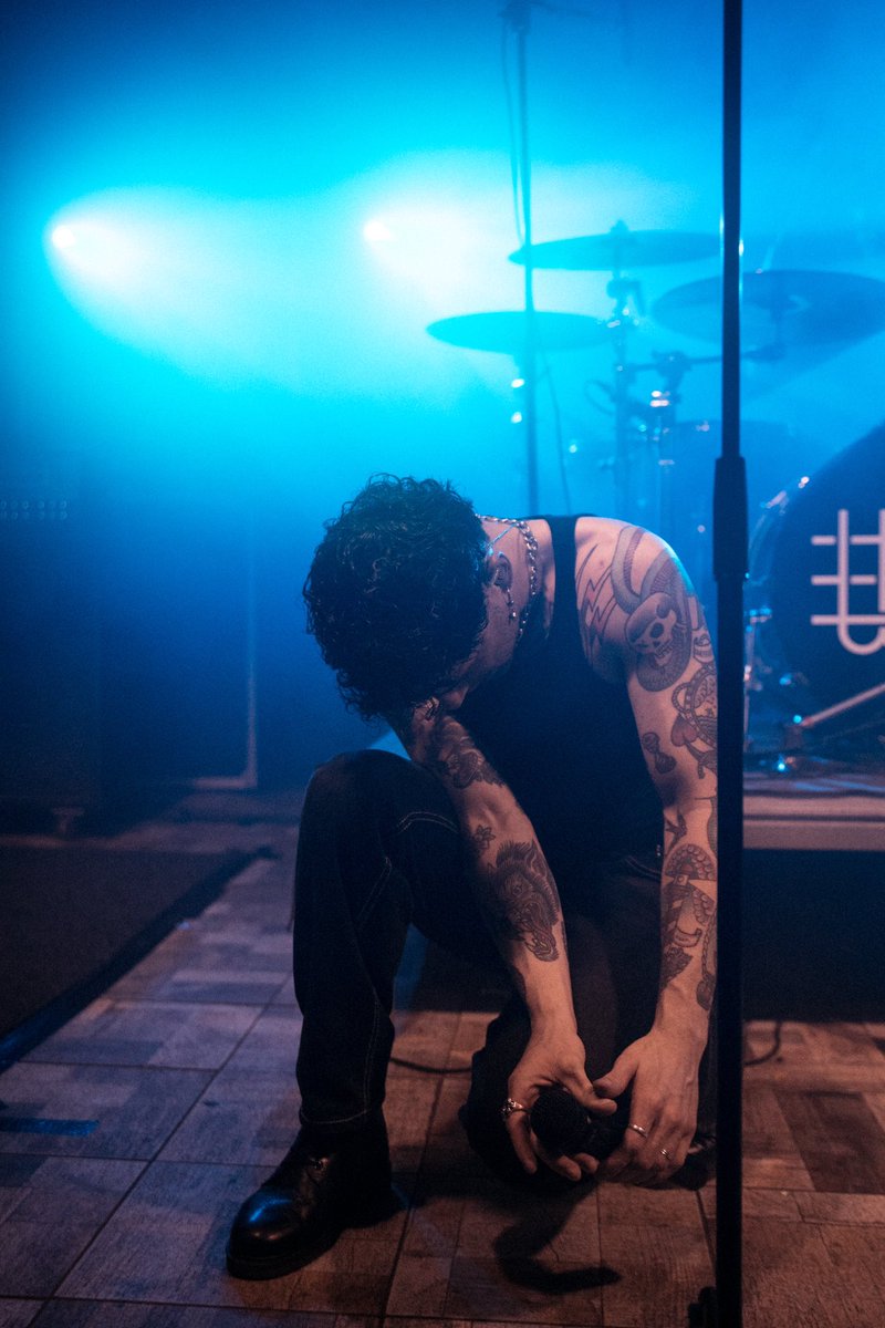 tombari_luca's tweet photo. This was needed.. Thank you Milan, it was insane 🫶🏻
#liveshow #legendclub #milan #metalcore #rockmusic #singer https://t.co/jkB0RI5B1x