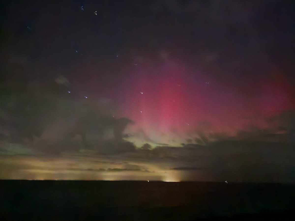 Noorderlicht aan het Markermeer. De dag nadat we een vakantie naar IJsland hebben geboekt. #toeval?