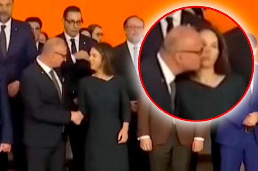 tpercan's tweet photo. Roligt grepp. Den kroatiske utrikesministern Grlic-Radmans försök att kyssa sin tyska kolega framställs även så här. https://t.co/DMJKSsiegD