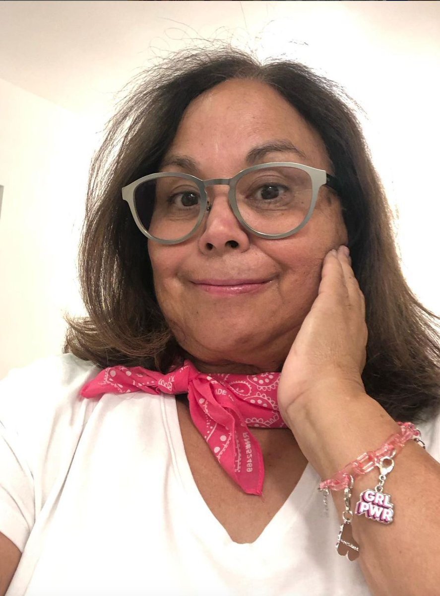 jambobooks's tweet image. Meet Laurel Goodluck: Mandan, Hidatsa &amp;amp; Tsimshian Nations. Family of Storytellers. Author of Forever Cousins.

IG: @lauriegoodluck 

#nativeamericanheritagemonth #nativeamericanspotlight #diversekidlitauthors