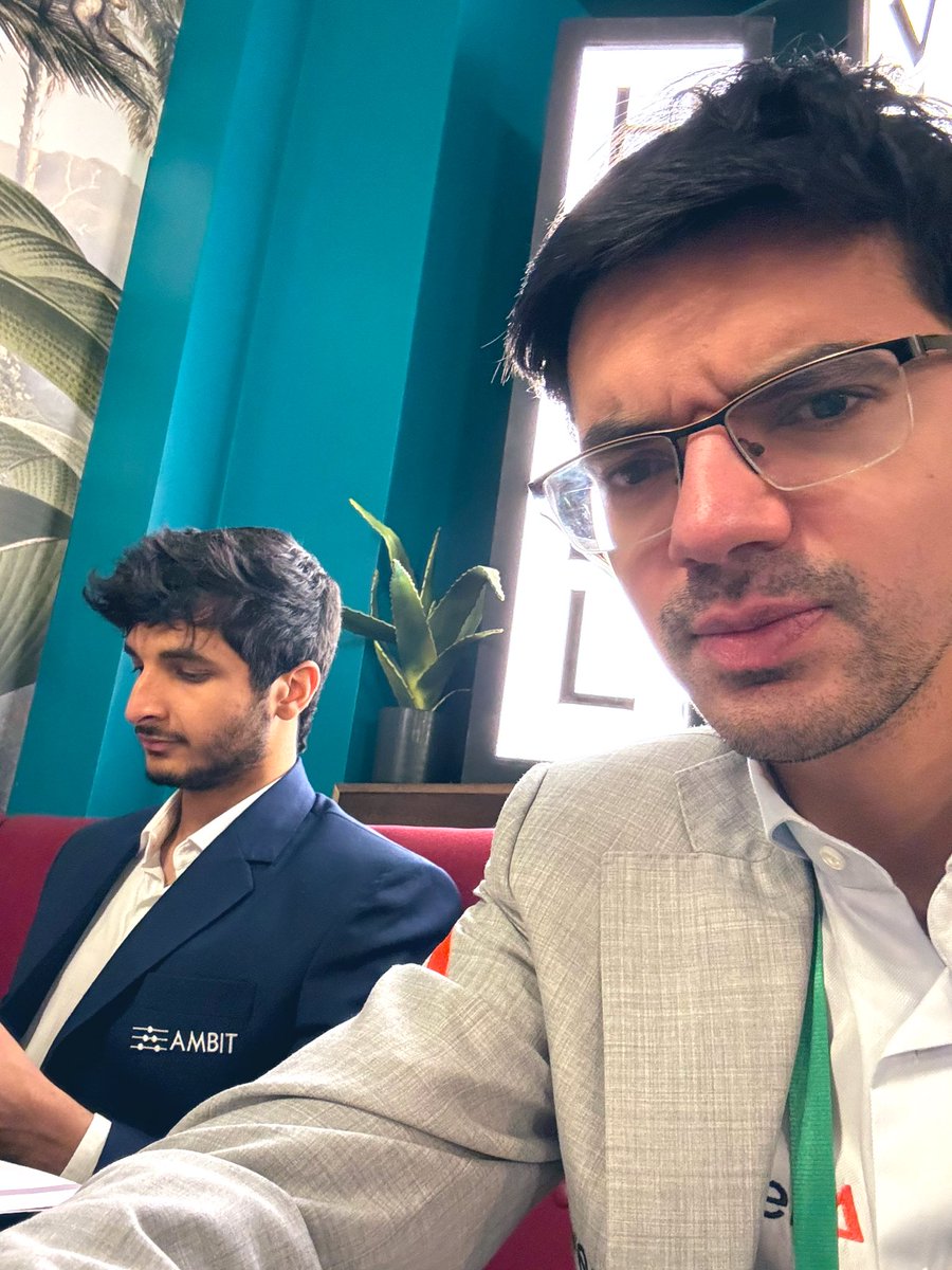 Anish Giri tweet media