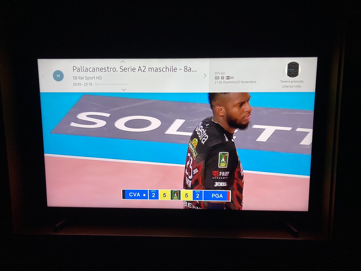 fritz_ermy's tweet photo. @parallelecinico come sempre Rai sport va in diretta al momento giusto,
proprio bello il derby Trieste-Udine https://t.co/BF1awSz7rM