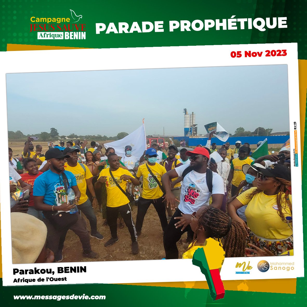 messagesdevie's tweet photo. CAMPAGNE JESUS SAUVE AFRIQUE - BENIN 🇧🇯
PARAKOU📌
Les missionnaires ont pris d'assurance la ville de Parakou, ce 5 novembre, dans une parade qui se veut prophétique et annonciatrice de la bonne nouvelle de l'évangile de Christ
Toute  la gloire à Dieu!
#Messagesdevie #CJSABENIN https://t.co/WXRc50yRHl