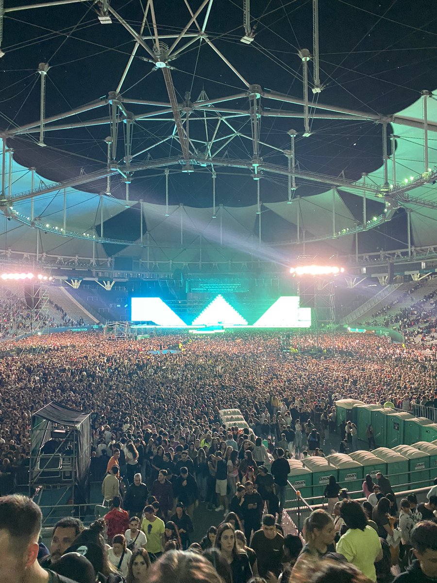 julipereyra99's tweet photo. Nosotras estuvimos en La Última Noche Mágica ❤️😍 https://t.co/H0ZuHouN4G