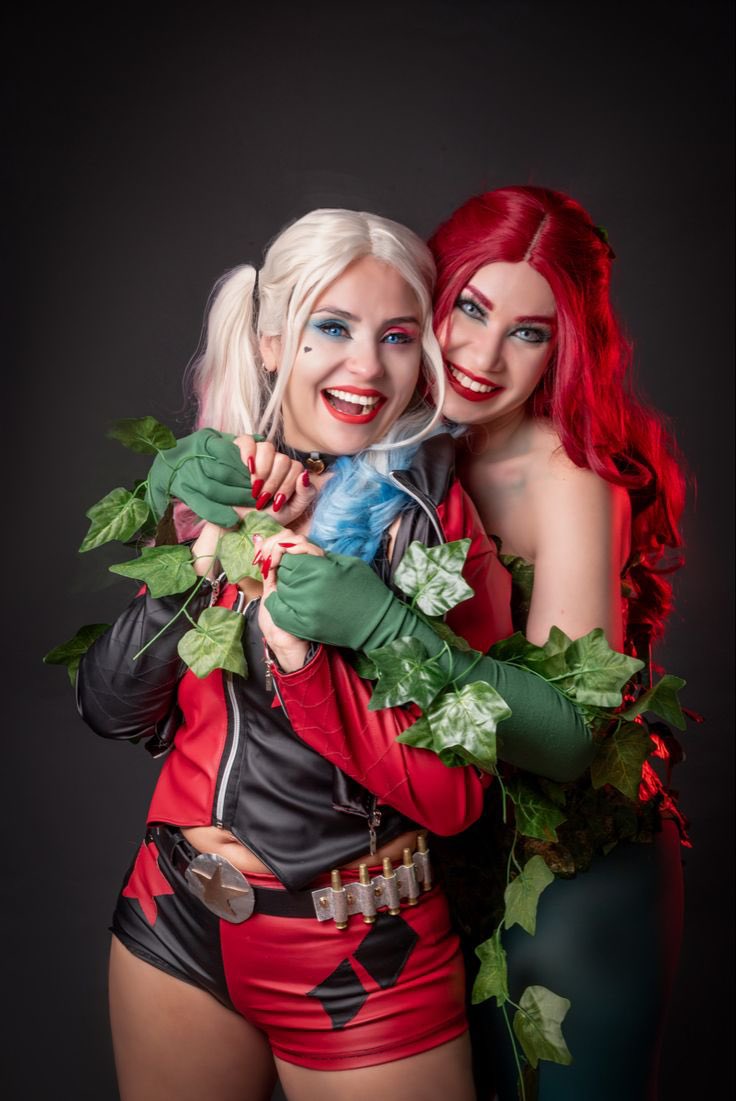 #nationalredheadday 

Can’t forget my Daffodoll, love ya Pammy 😘