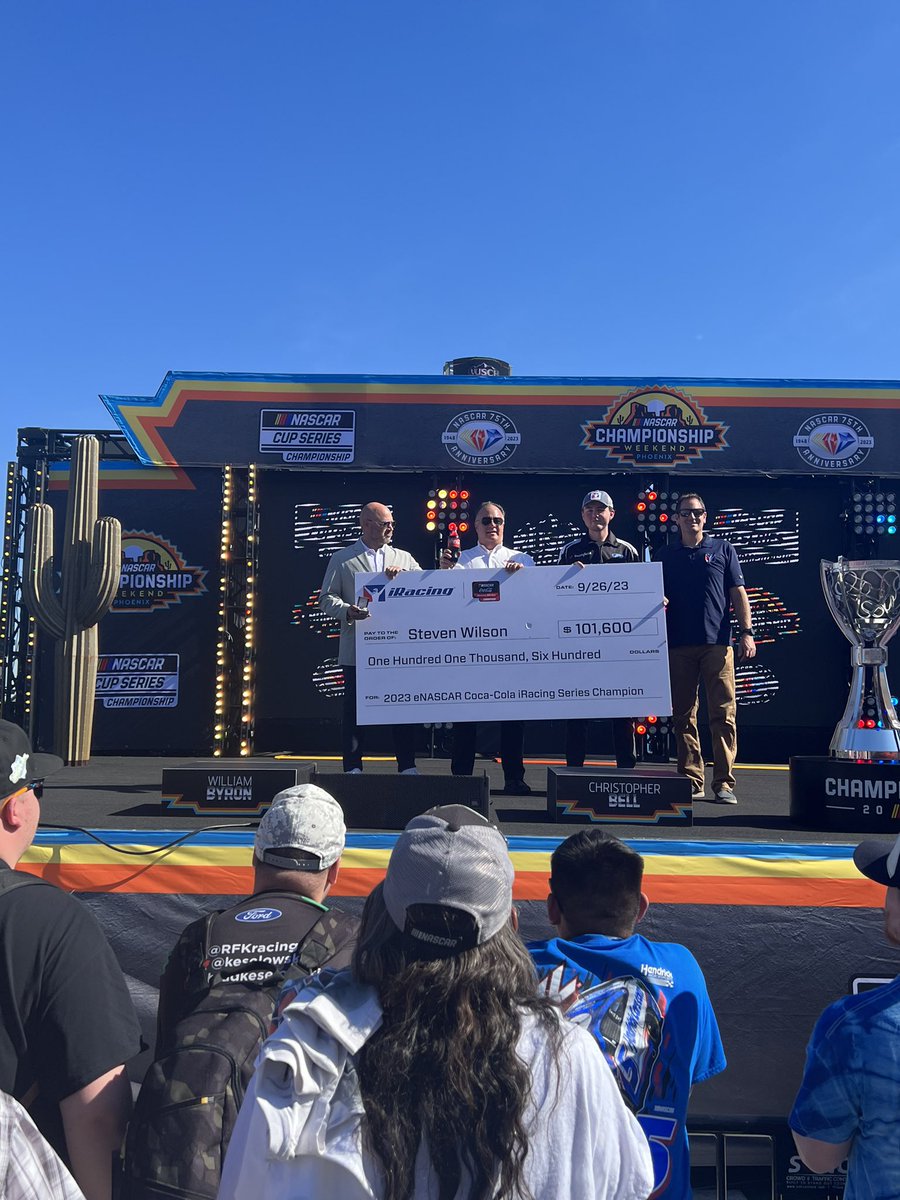 It’s a good weekend to be a SHR fan!

<a href="/swilson3_/">Steve</a> is in Phoenix celebrating his eNASCAR Coca-Cola iRacing Series title! 🏆