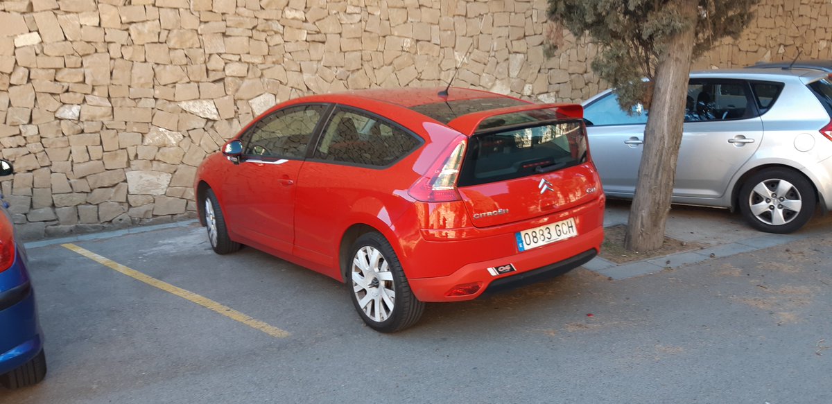 Dalladalt's tweet photo. Citroen C4 Serie limitada Loeb 
Número 1 ?? 

#Carspotting https://t.co/9KNyKvcf5k