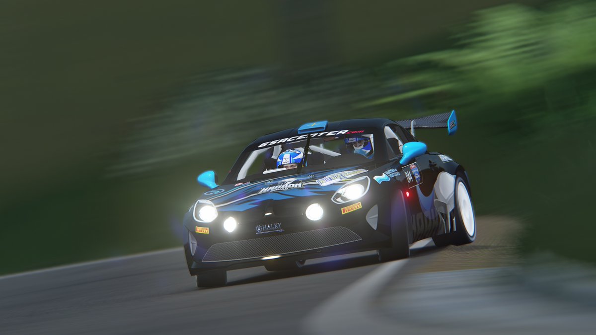 Gran pelea a 3 bandas por el podio en la cuarta cita del #IRE de <a href="/SIMRALLY_es/">SIMRALLY</a>, Roma, que finalmente nos llevamos en un gran último tramo.
Además de una nueva victoria en GT con pleno hasta la fecha. 
Nos asentamos en la tercera plaza de la general a falta de 2 rallyes...

¡GOO!💪