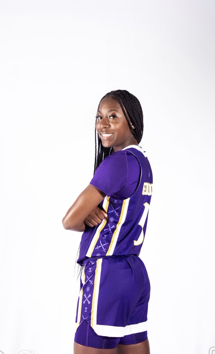 gordonnkarina's tweet photo. First official college game tomorrow! Thank you God!! LETS GET ITTT💜💜. #blessed https://t.co/8nFvmkSocM