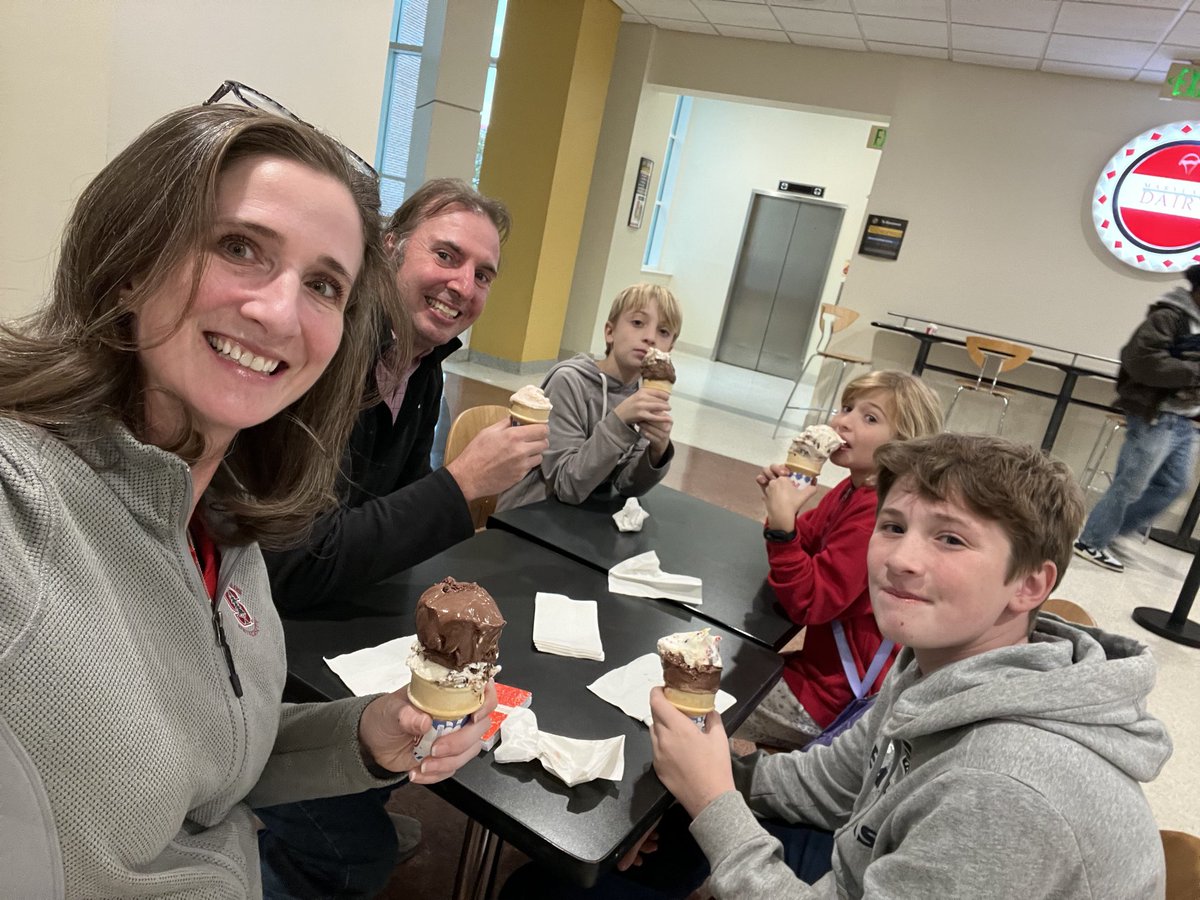 Alisa Clyne tweet media