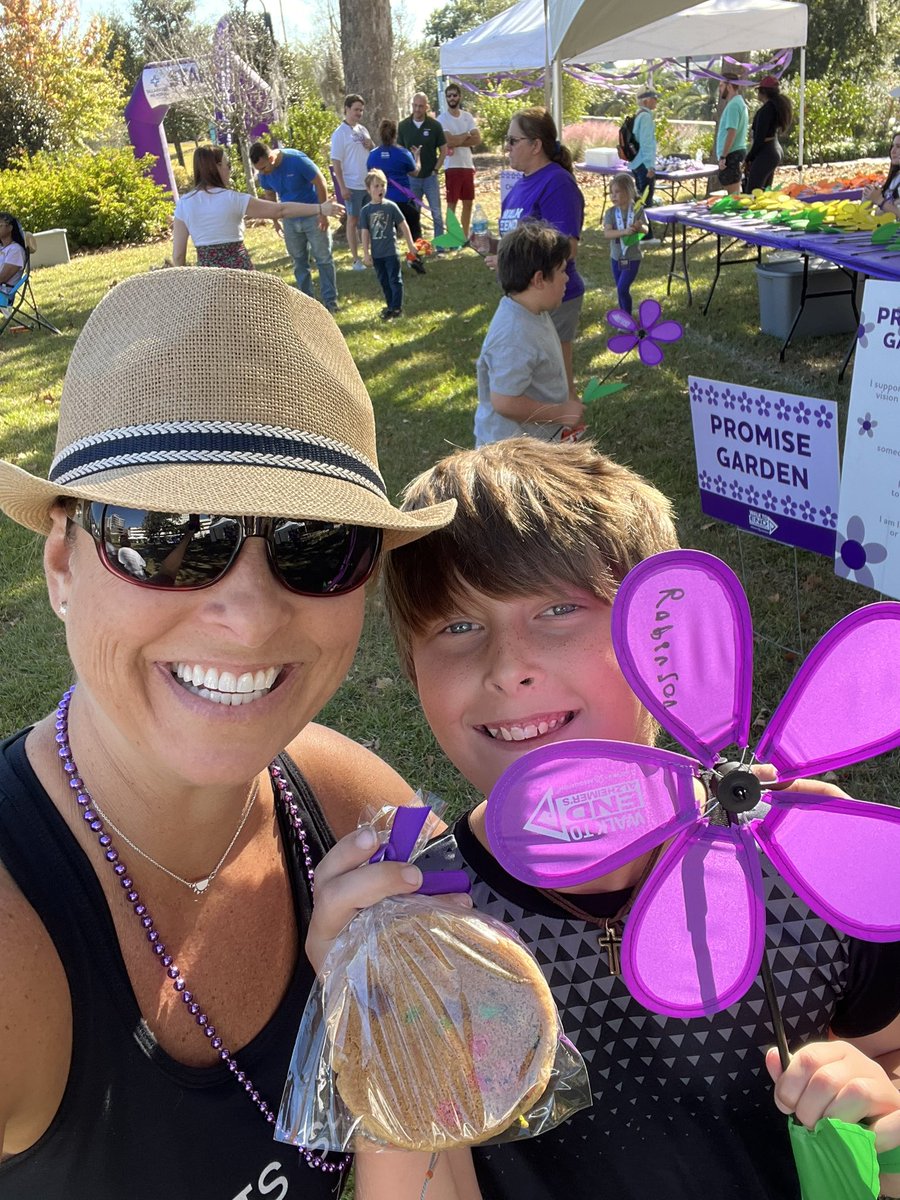 wendicannon's tweet image. Beautiful day to #WalktoEndAlz.