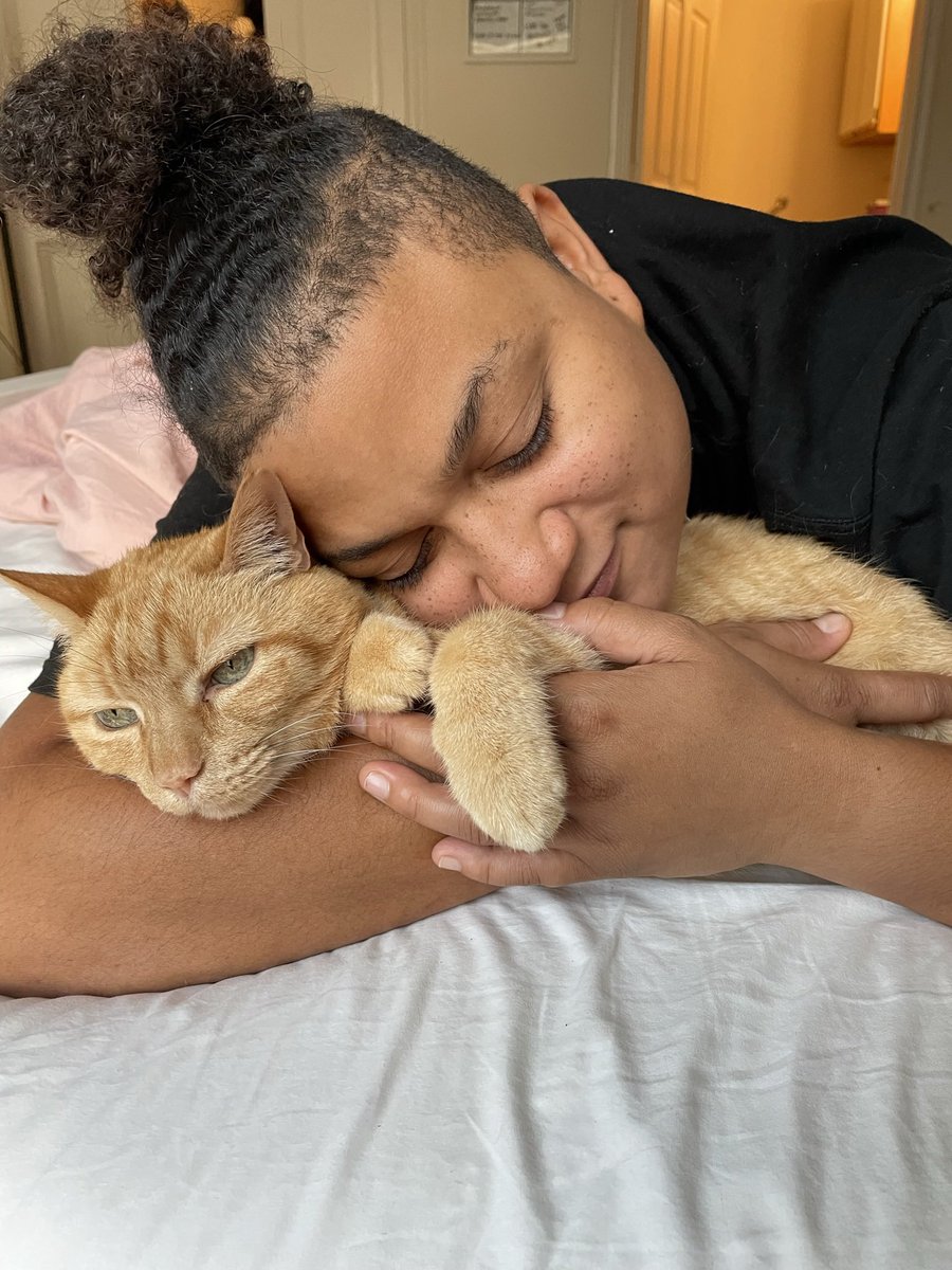 untitledmind420's tweet photo. Today I had to say goodbye to my best friend 😢 RIP Samantha ❤️🙏🏽 https://t.co/Q3qklG2v2c