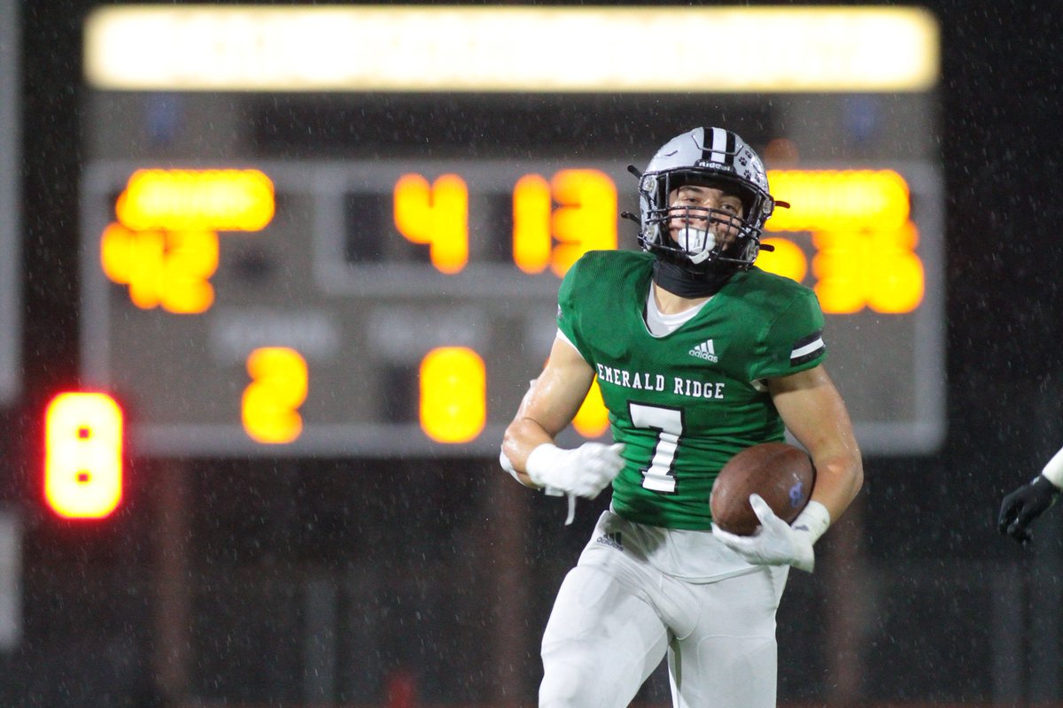 Scott Stoll (@scottstoll12) on Twitter photo With a steady rain falling and clinging precariously to a six point lead, <a href="/JagNationFB/">Emerald Ridge Football</a> came up with two timely interceptions and a late score to keep a never say die Bothell team at bay and advance in the 4A playoffs.
GO JAGS! With a steady rain falling and clinging precariously to a six point lead, <a href="/JagNationFB/">Emerald Ridge Football</a> came up with two timely interceptions and a late score to keep a never say die Bothell team at bay and advance in the 4A playoffs.
GO JAGS!