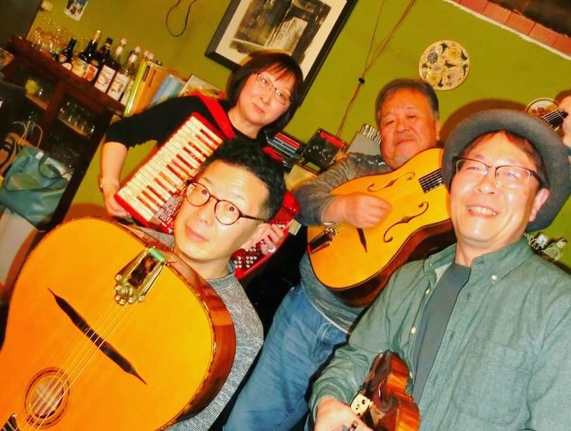 MGypsyjazz's tweet photo. 札幌市で2009年から毎月第一日曜日に定期開催しているジプシージャズ(Jazz Manouche)のジャムセッション、11月度「じゃかじゃかジプシーナイト」無事終了しました。ご参加頂いた皆様お疲れさまでした。 そしてガンゲットダイマさん、いつも本当にありがとうございます。 次回は12/3(日)18時からです。 https://t.co/hcD8YIqQKC