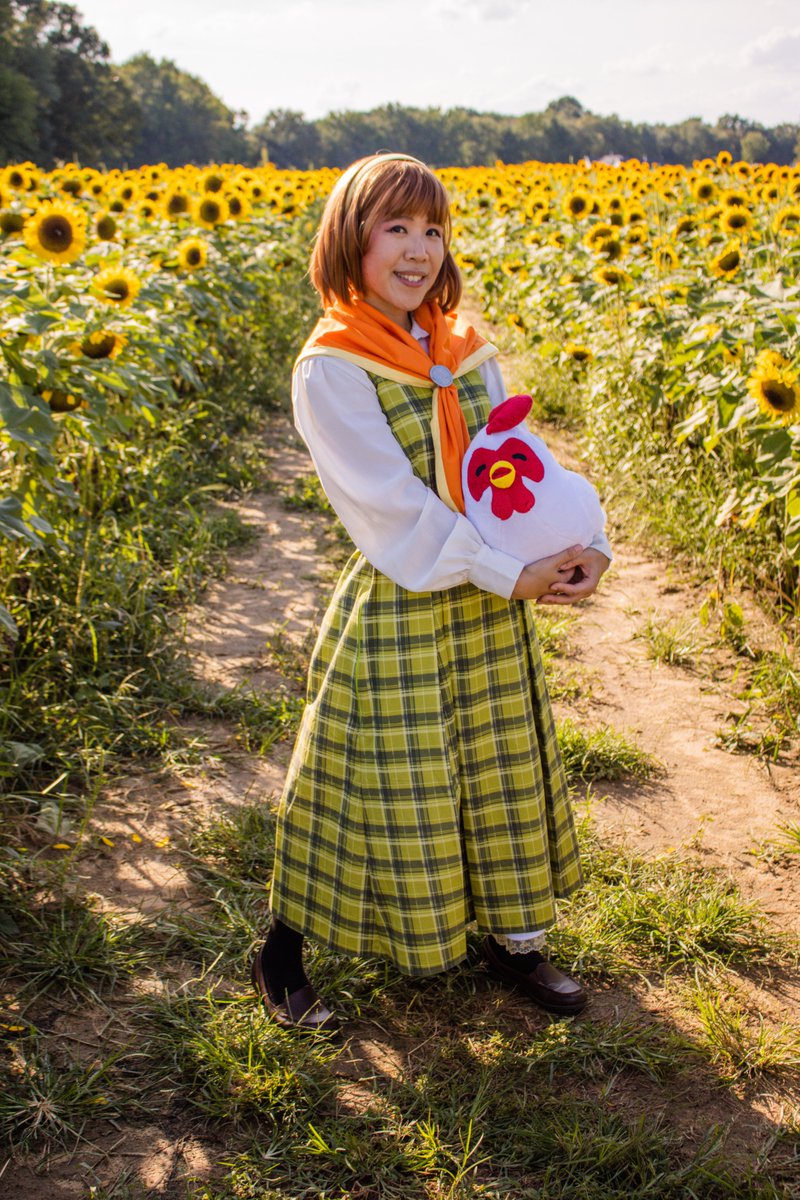 My Lumina cosplay pic I contributed to the <a href="/LitVZine/">Life in the Valley</a>! 

Making this dress turned out alot more complicated that I thought, with the printed pattern on the fabric 😂. Happy with how it turned out!💪
📸renai_photo(IG)

#cosplay #SoSAWL #StoryofSeasons