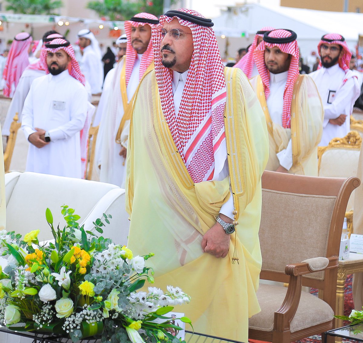 Media_buk's tweet photo. ثم شهد سمو #أمير_القصيم الحفل الخطابي في مهرجان #ثمرات_الشيحية وكرّم الرعاة والمشاركين من القطاعات الحكومية والاهلية والخاصة.

#إعلام_البكيرية https://t.co/lQbZEDawul