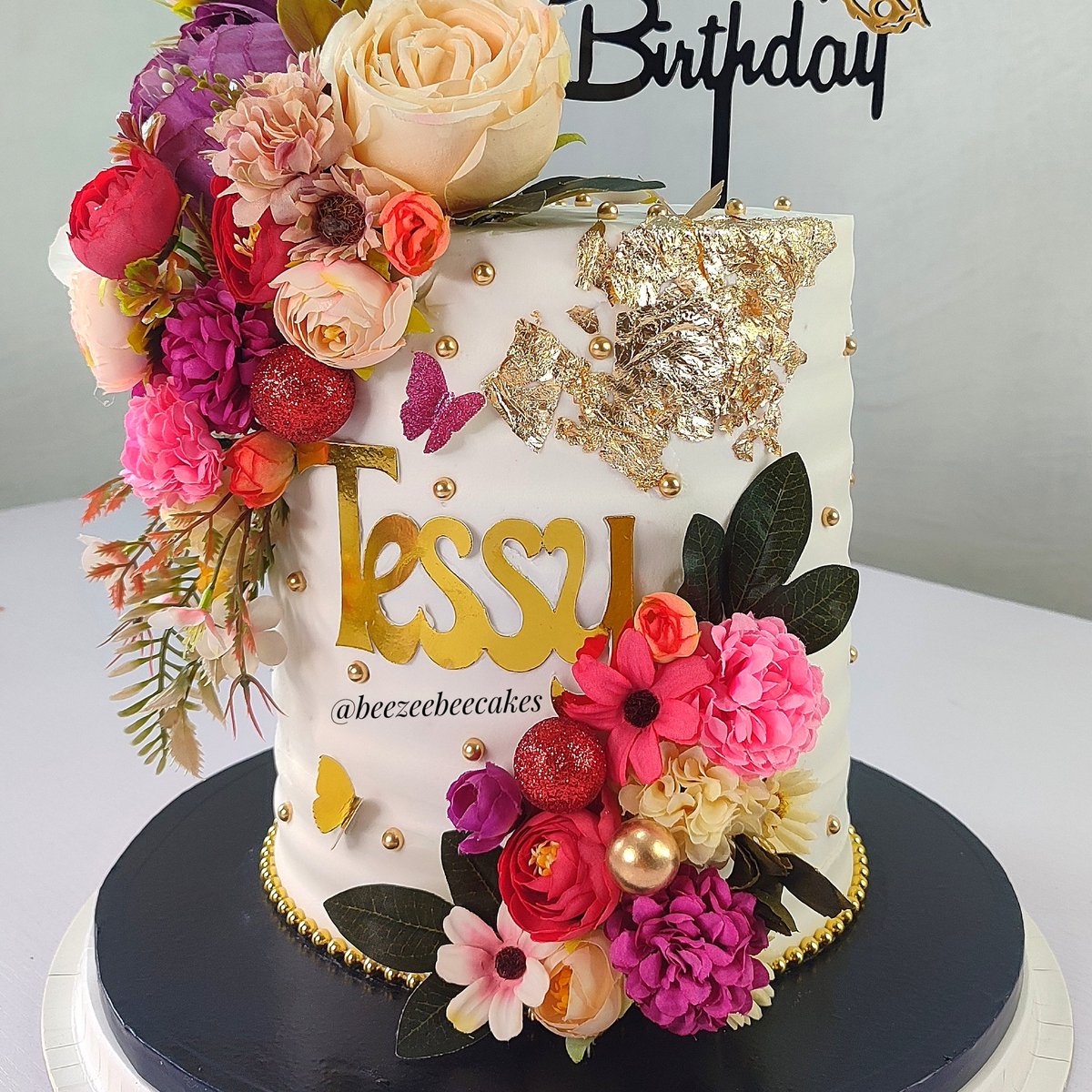 beezeebeecakes's tweet photo. #NewProfilePic https://t.co/g126k3kky8
