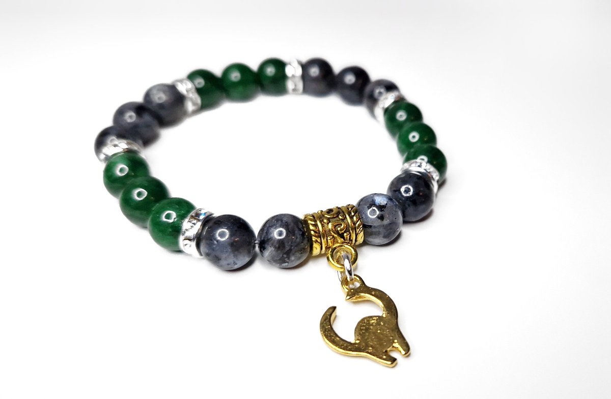 m_charmed's tweet photo. Loki bracelets available ✨️ 
https://t.co/rSeS9jn7QW 
This link provides a 20% off discount using the christmas code 💚 #Loki https://t.co/kUR7DpTATQ