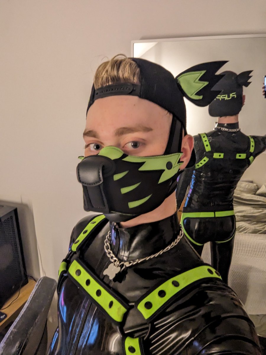 Pup Leto tweet media