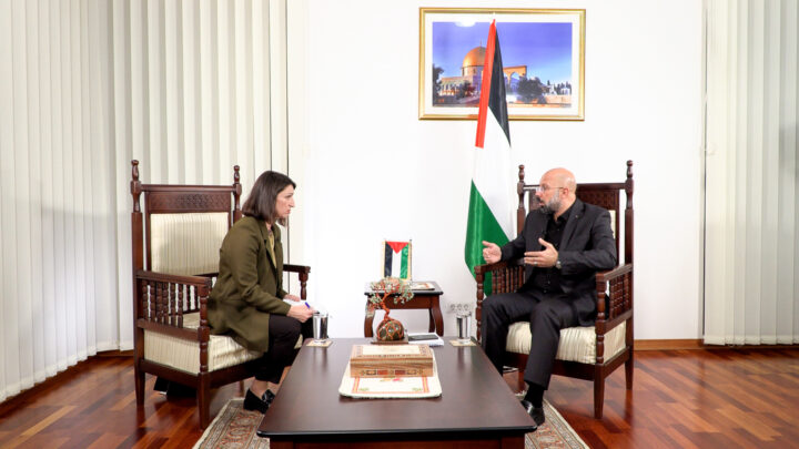 🇽🇰🇵🇸 The Ambassador of Palestine in Montenegro, Rabi Alhantouli, responded to the question of why Palestine does not recognize Kosovo's independence:

"Why hasn't Kosovo recognized Palestine? We have asked all countries to recognize Palestine."

He added that Palestine wants all