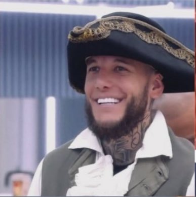 carolin02632391's tweet image. #RepescaAlexDBT8