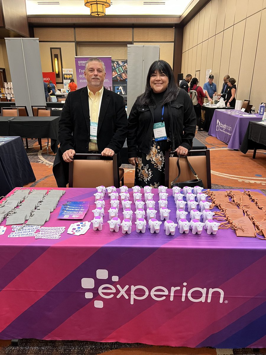 Christina Roman tweet media