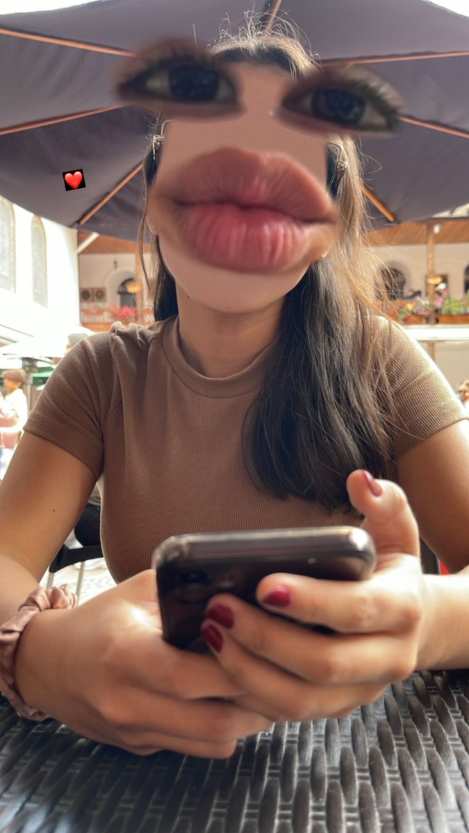 fuckrickyy's tweet photo. Cuenca y ella❤️‍🩹 https://t.co/7qQNlyhp7z