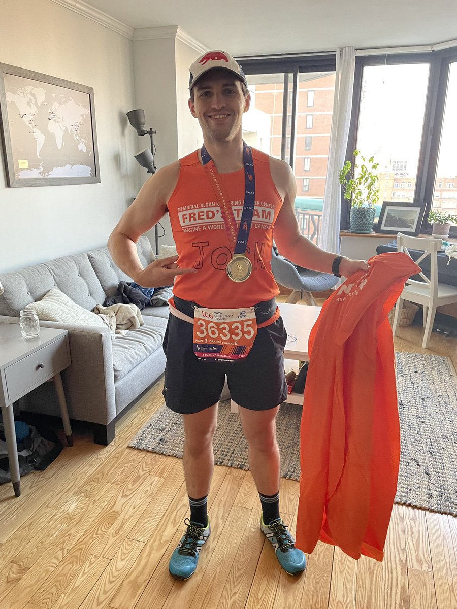 Residency is hard enough but running a marathon while doing it?! Incredible!!Congrats to these 3 amazing PGY3s Mike, Dustin, and Josh! 🏃‍♂️🏅