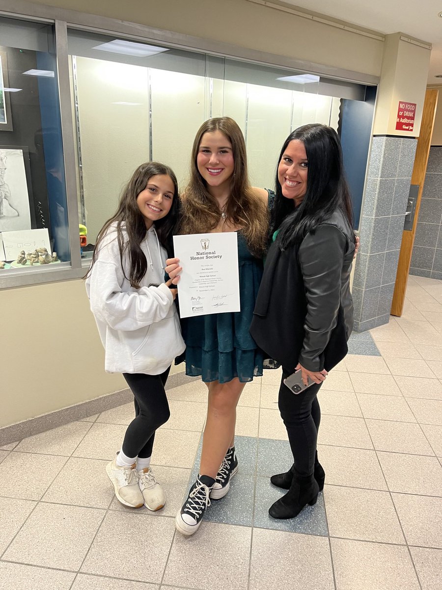 Ava Moretti 2025 tweet media