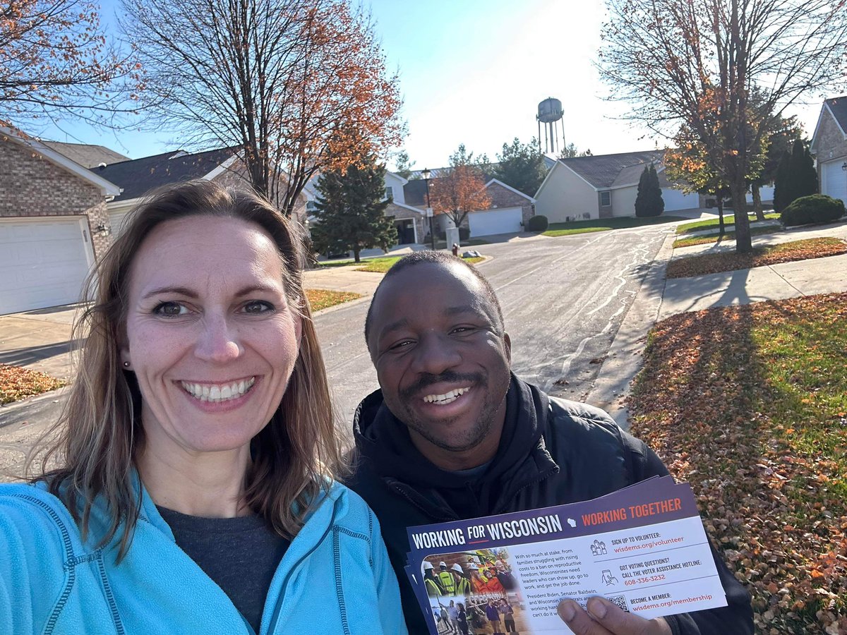 danedems's tweet photo. The Sun Prairie Democratic Action Team was out on the doors during this #1year2win weekend! ♥️🤍 State Rep Melissa Ratcliff joined the fun! https://t.co/z65a1PQ7Fm