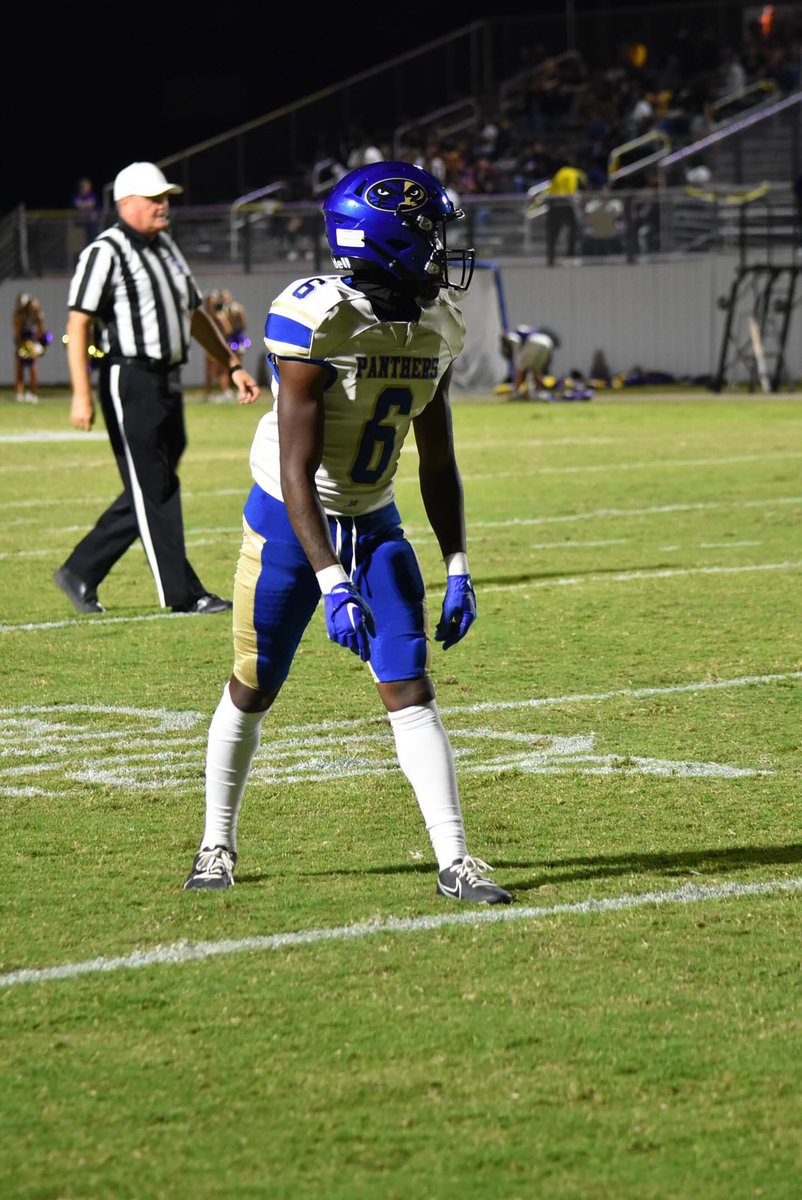 Junior Year Stats💫

Receiving Yards : 369
Rushing Yards :87
Total Yards : 456
Total Touchdowns : 8
Interceptions :2
Tackles : 39
PBU’s : 9
1 Fumble recovery touchdown
<a href="/coachrogersdut1/">Will Rogers</a> <a href="/CoachDeMeio1/">Darren DeMeio</a> <a href="/coachsellersd/">@coachsellers</a> <a href="/CoachJonesFB/">Coach J. Jones Ed.S.</a> <a href="/RecruitGeorgia/">Recruit Georgia</a> @GAVarsityRivals