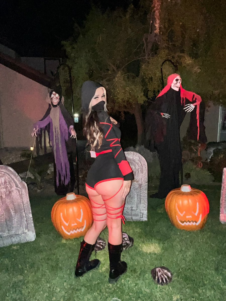 shehellagay's tweet image. i b forgetting i got a twitter so lemme pop out rq