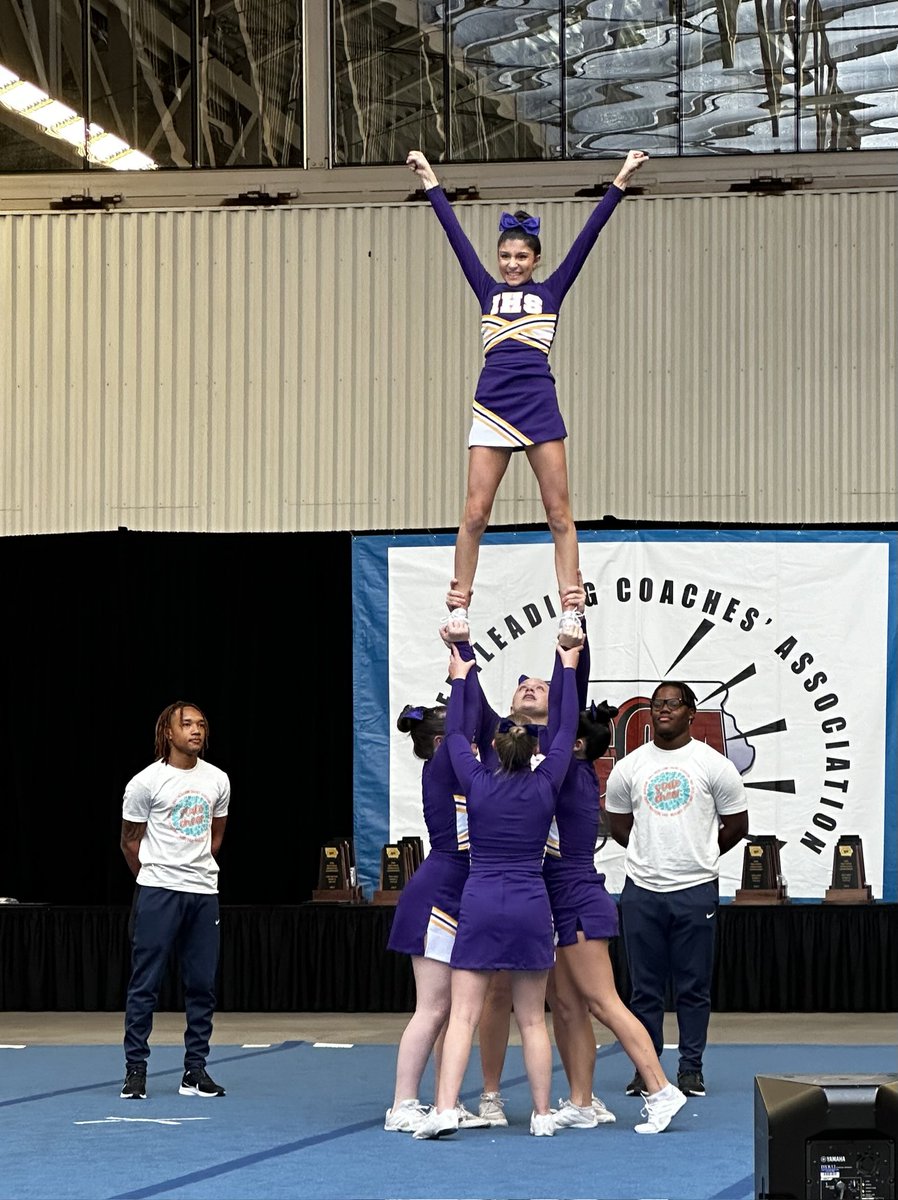 IndianolaCheer1's tweet photo. Yesterday, these 2 squads left it all on the mat. There were changes &amp; bumps in the road! The days were exhausting, physically &amp; emotionally, but they pushed through! It wasn't about bringing home a trophy. It was about teamwork and finishing what they started. So proud of them! https://t.co/vVDIyh7CVe