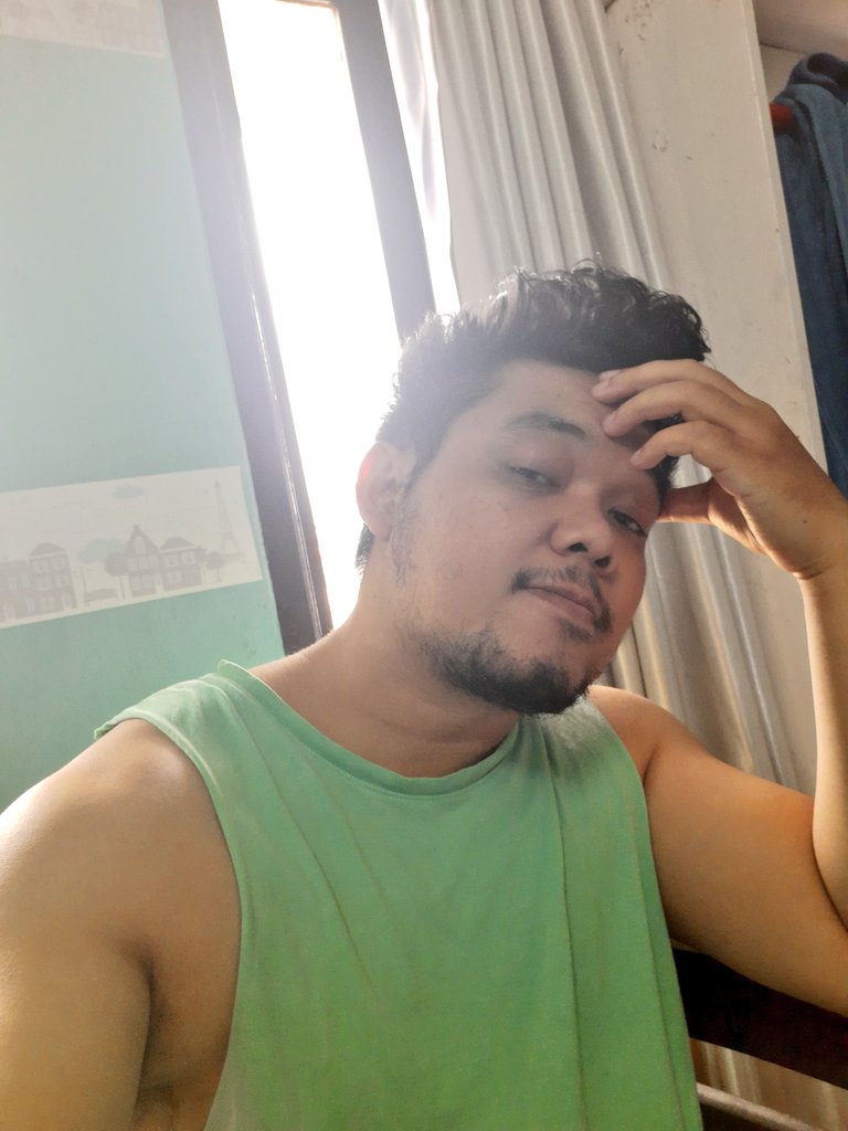 Setelah seribu bulan purnama, tinggalin jejak dulu dengan kegemoyanku.