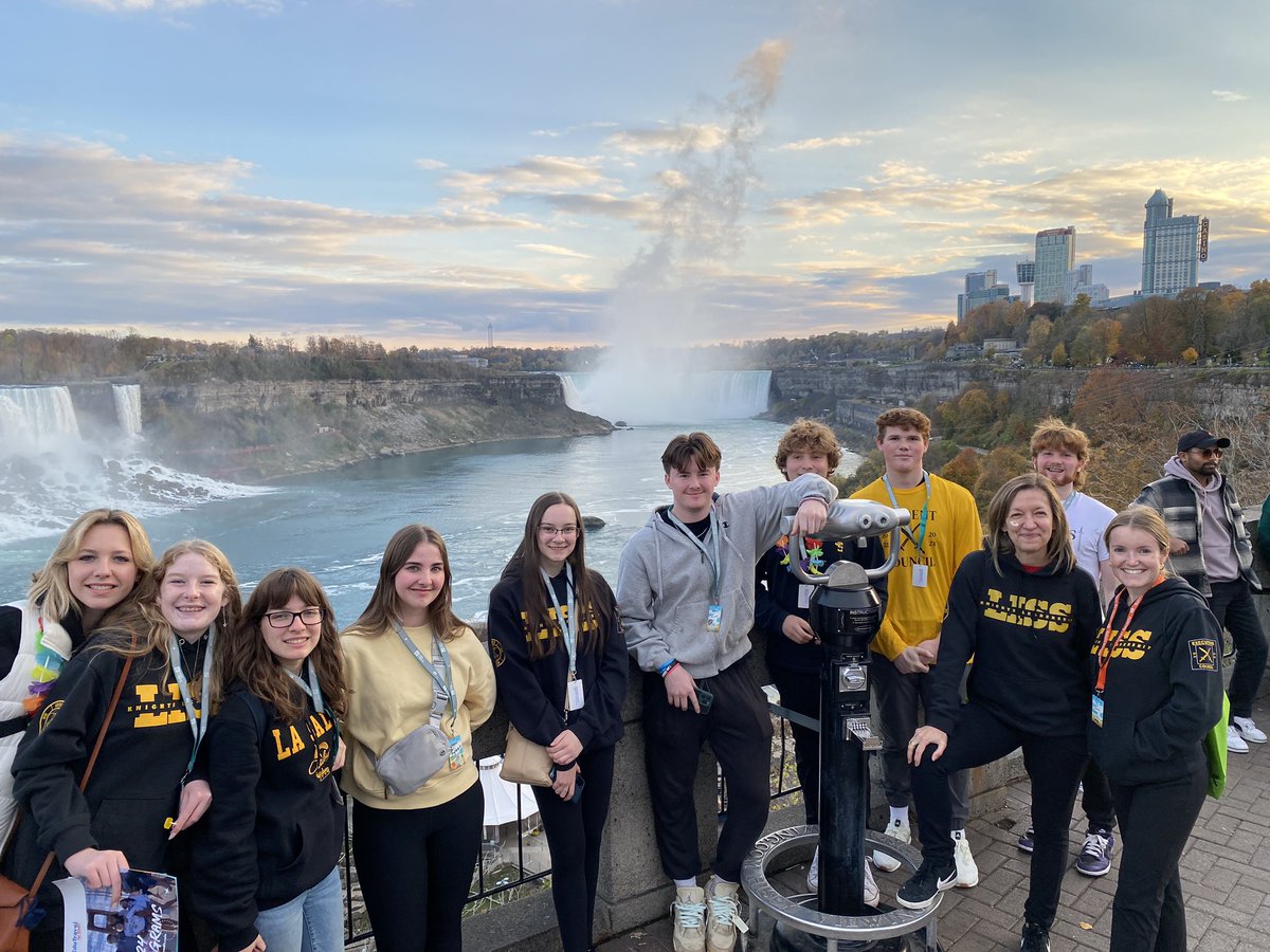 NastasiaKotso's tweet image. Student Council leaders @LaSalle_LDSB are excited for a fun and meaningful time at #OSLC