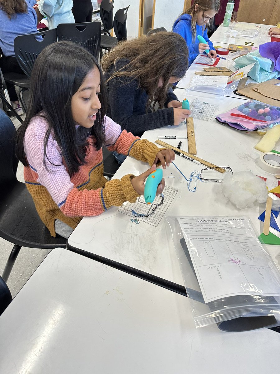 WantaghSTEAM's tweet photo. 5th grs are hard at work on their prototype development. This year we incorporated the #3doodler into some designs! @WantaghSchools @wantaghel @WantaghTeachers @NYSMTP #stemeducation #elementarysteam #elementarysteam https://t.co/0nLb42aH4d