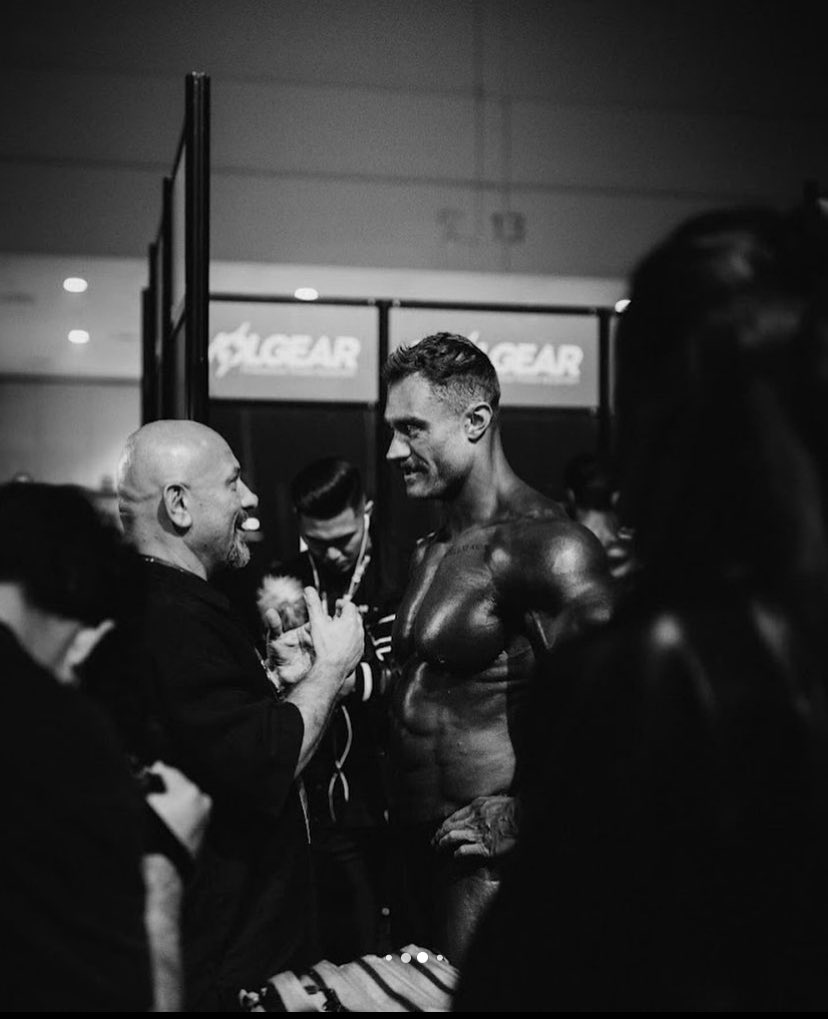 IMr_O_'s tweet image. THE COACH 👑 Hany Rambod

💥 2023 💥
🏅 Mr Olympia Open 
🏅 Mr Olympia Classic Physique

#MrOlympia2023 #Bodybuilding 
#hadichoopan #derklunsford #hanyrambod #cbum