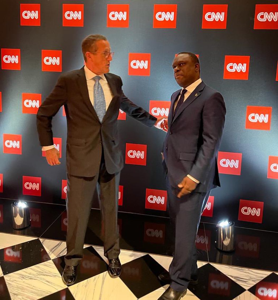 Abertus Paschal ๐น๐ฟ๐ (@rutaraka) on Twitter photo ๐London, Uingereza
๐น๐ฟ๐ฌ๐ง
Balozi wa Tanzania nchini Uingereza Mhe. <a href="/MbelwaK/">mbelwa Kairuki</a> akiwa katika picha ya pamoja na Mtangazaji wa Kituo cha Televisheni cha <a href="/CNN/">CNN</a>, Bw. <a href="/richardquest/">Richard Quest</a> wakati wa hafla ya CNN World Travel Market VIP Dinner iliyofanyika jijini London leo.
Mtangazaji huyo nguli ๐London, Uingereza
๐น๐ฟ๐ฌ๐ง
Balozi wa Tanzania nchini Uingereza Mhe. <a href="/MbelwaK/">mbelwa Kairuki</a> akiwa katika picha ya pamoja na Mtangazaji wa Kituo cha Televisheni cha <a href="/CNN/">CNN</a>, Bw. <a href="/richardquest/">Richard Quest</a> wakati wa hafla ya CNN World Travel Market VIP Dinner iliyofanyika jijini London leo.
Mtangazaji huyo nguli